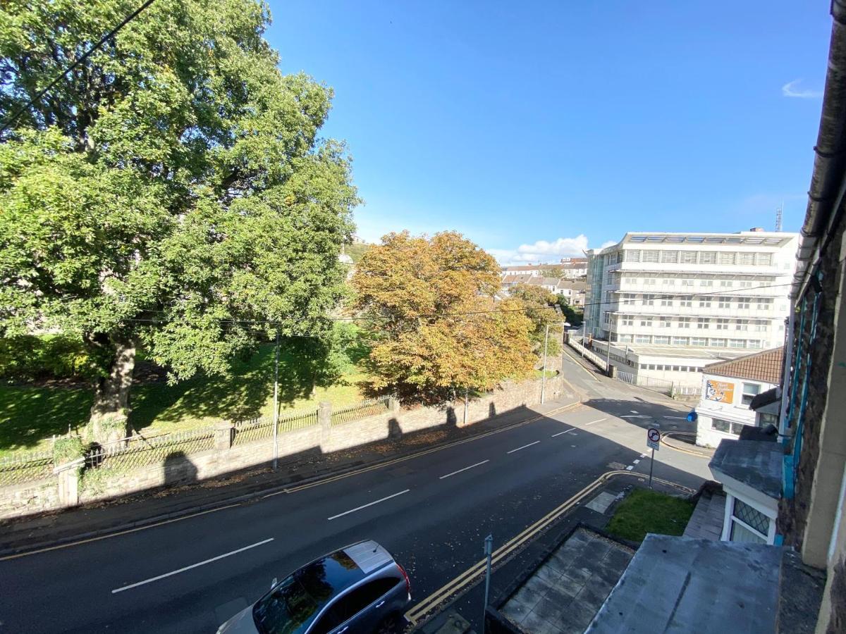 Budget Stay, Shared Guest House, R1 Mount Pleasant Hill